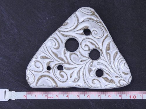 Lochscheibe aus Keramik, weiß lasiert mit 6 Löchern